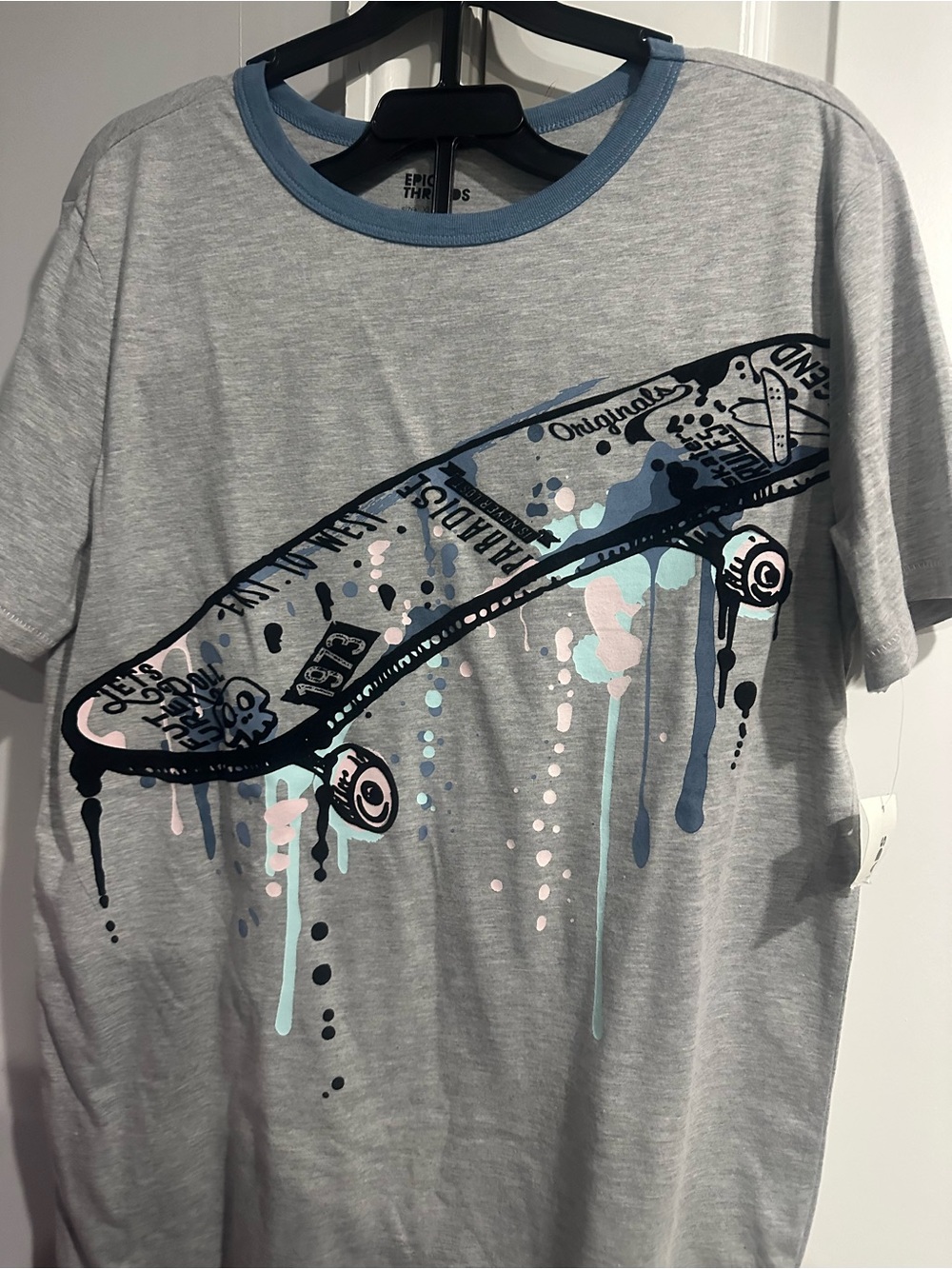 Grey Graphic Skateboard T‑Shirt with Blue Trim